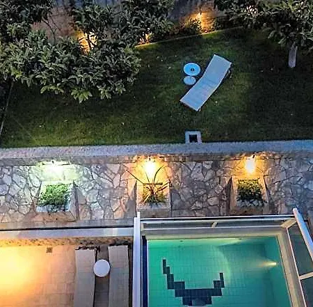 Solis Apartmán *
