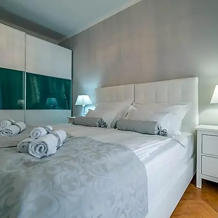 Solis Apartmán *